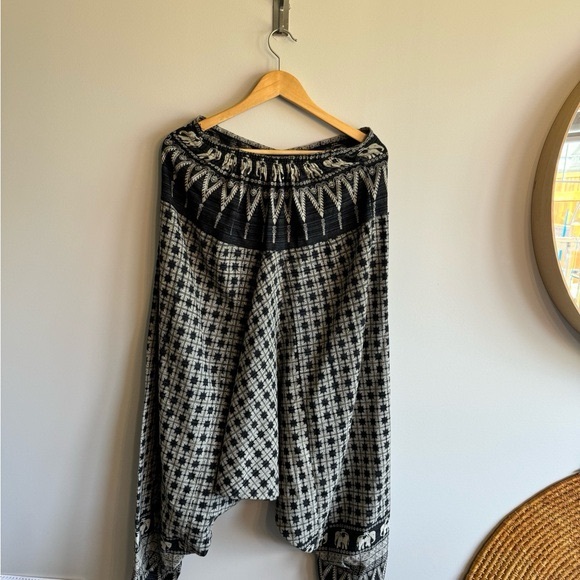 Hill tribe elephant women Aladdin style free cotton pants - Picture 9 of 12